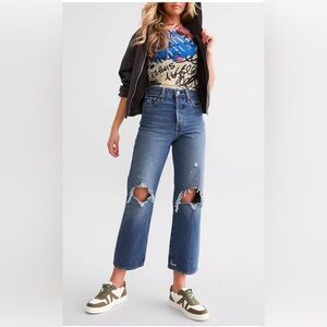 Levi’s Ribcage Ankle Straight Jean